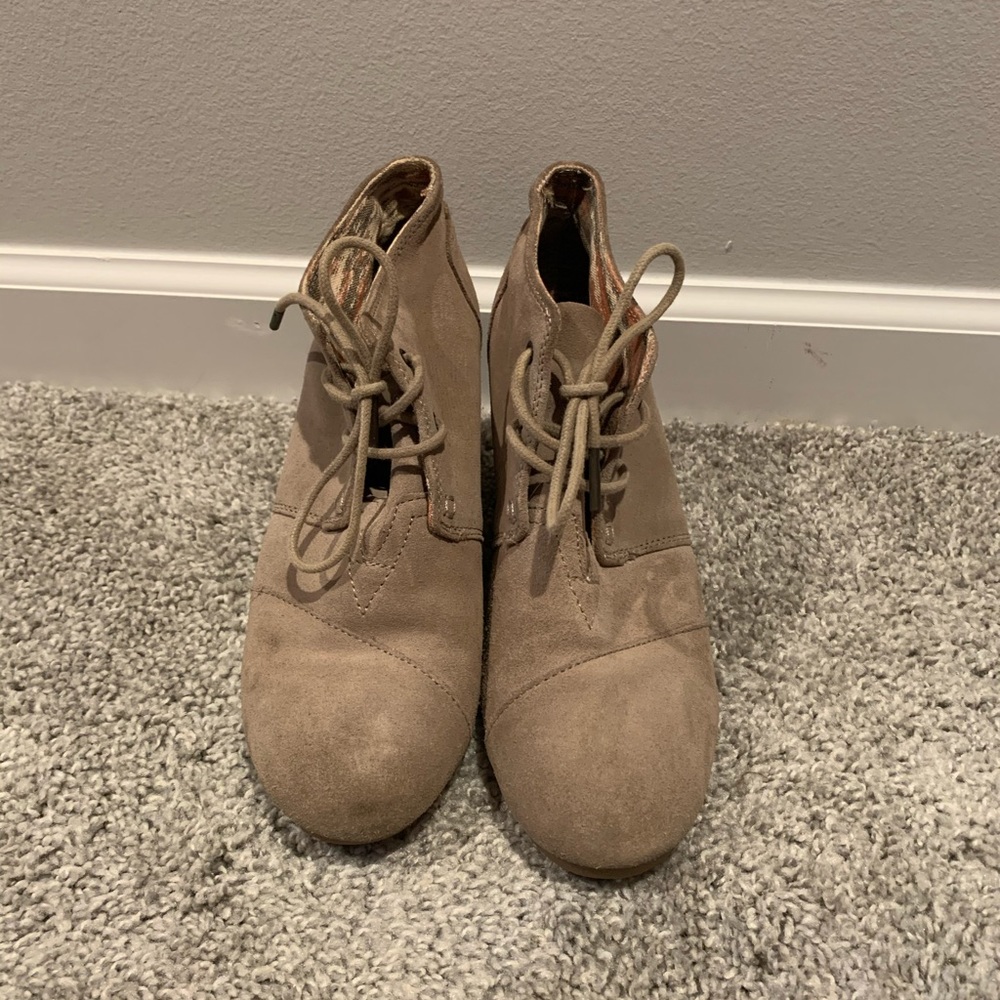 Toms Wedged Booties - Size Women’s 8